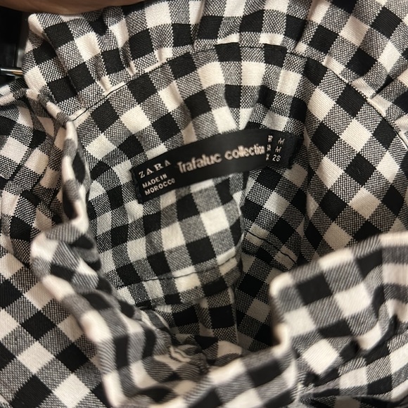 ZARA shorts - Picture 3 of 4